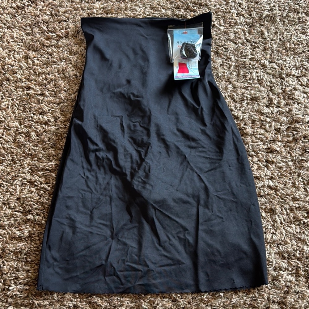 NEW SPANX Black High-Waist Half Slip